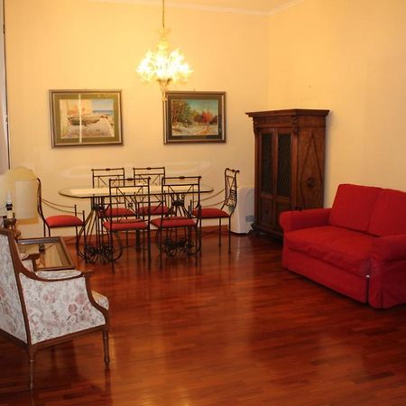 Colosseum New Charming Apartment روما المظهر الخارجي الصورة
