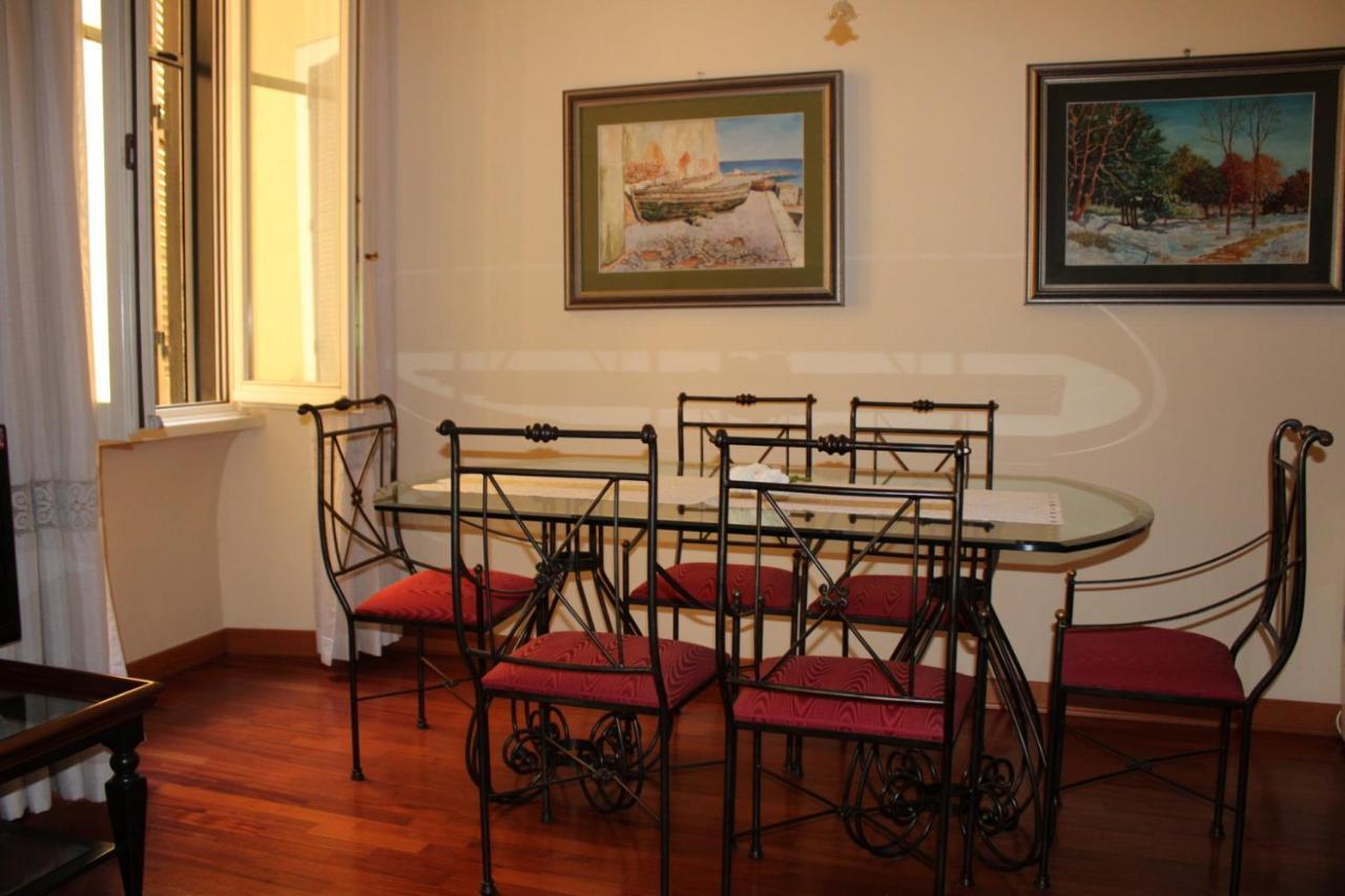 Colosseum New Charming Apartment روما المظهر الخارجي الصورة