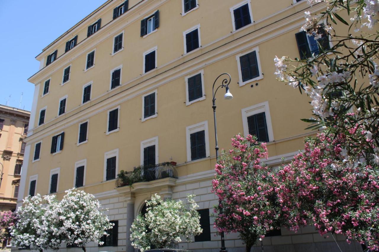 Colosseum New Charming Apartment روما المظهر الخارجي الصورة